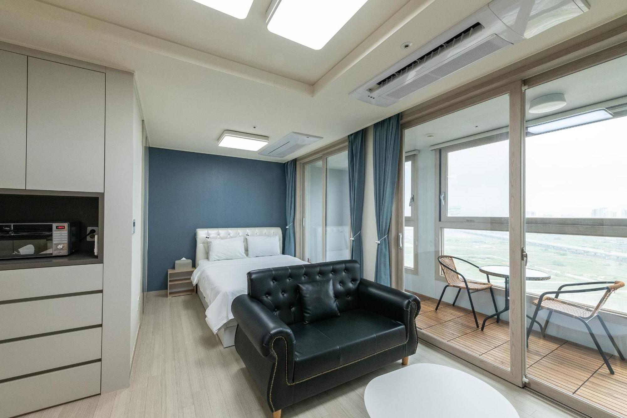 The November Stay In Landmark Incheon Exterior foto